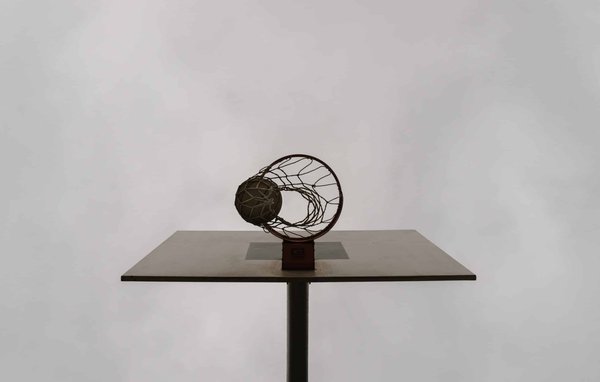 Transformez votre panier de basket en repose-pied original : Guide DIY